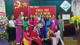 HỘI NGHỊ TỔNG KẾT NĂM HỌC VÀ CHIA TAY CÁC ĐỒNG CHÍ VỀ NGHỈ HƯU CÁN BỘ NHÂN VIÊN CHUYỂN CÔNG TÁC