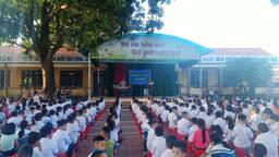 GIAO LƯU VĂN NGHỆ VỚI BAN NHẠC KHUYẾT TẬT TÌNH THƯƠNG HƯNG YÊN