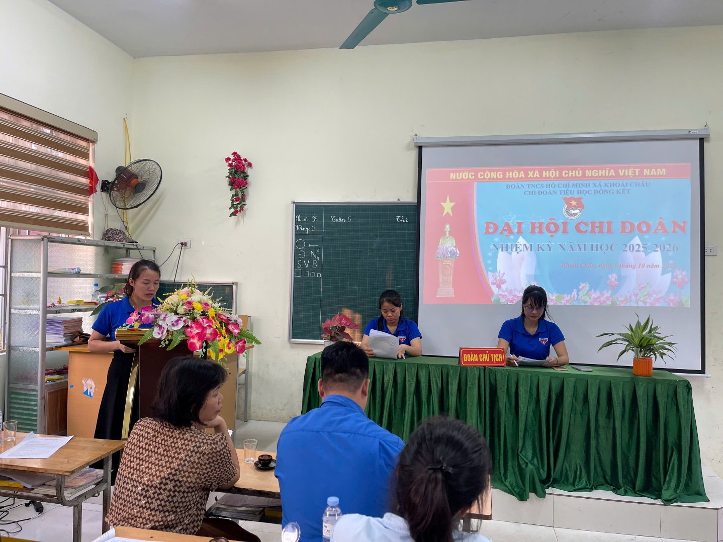 <a href='https://c1dongketkc.hungyen.edu.vn/tin-tuc/dai-hoi-chi-doan-nhiem-ki-2025-2026.html'>ĐẠI HỘI CHI ĐOÀN NHIỆM KÌ 2025 - 2026</a>