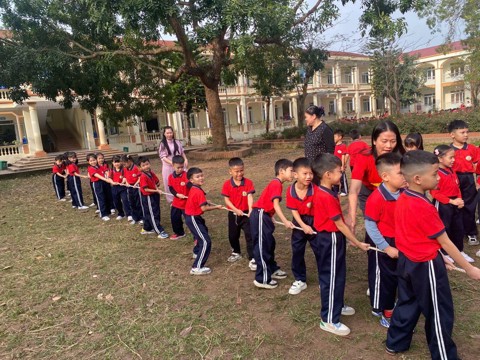 <a href='https://c1dongketkc.hungyen.edu.vn/tin-tuc/ngay-hoi-vui-khoe-ky-niem-81-nam-ngay-thanh-lap-quan-doi-nhan-dan-viet-nam.html'>NGÀY HỘI VUI KHỎE KỶ NIỆM 81 NĂM NGÀY THÀNH LẬP QUÂN ĐỘI NHÂN DÂN VIỆT NAM</a>