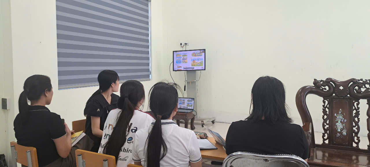 <a href='https://c1dongketkc.hungyen.edu.vn/tin-tuc/giao-vien-nha-truong-tham-gia-tap-huan-boi-duong-su-dung-bo-sach-giao-khoa-thong-nhat-toan-quoc.html'>GIÁO VIÊN NHÀ TRƯỜNG THAM GIA TẬP HUẤN, BỒI DƯỠNG SỬ DỤNG BỘ SÁCH GIÁO KHOA THỐNG NHẤT TOÀN QUỐC</a>