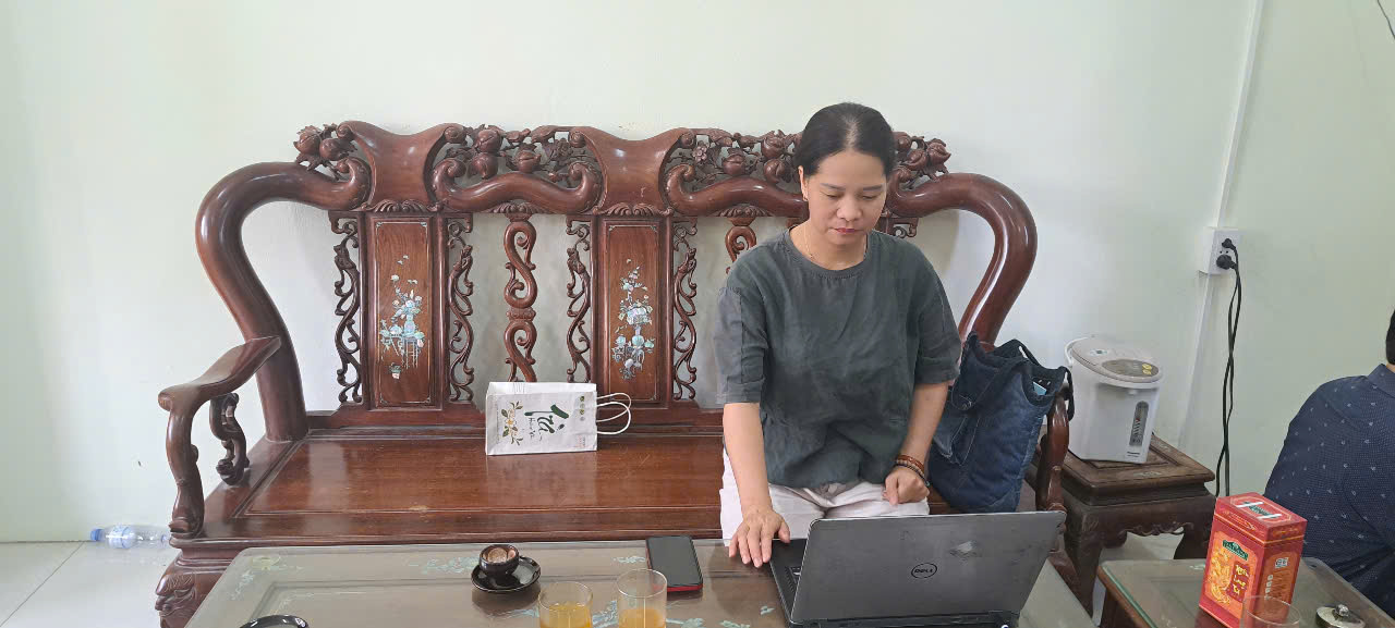 <a href='https://c1dongketkc.hungyen.edu.vn/tin-tuc/tieu-hoc-dong-ket-tham-gia-tap-huan-boi-duong-giao-vien-su-dung-bo-sach-giao-khoa-thong-nhat-toan-quoc.html'>TIỂU HỌC ĐÔNG KẾT THAM GIA TẬP HUẤN, BỒI DƯỠNG GIÁO VIÊN SỬ DỤNG BỘ SÁCH GIÁO KHOA THỐNG NHẤT TOÀN QUỐC</a>